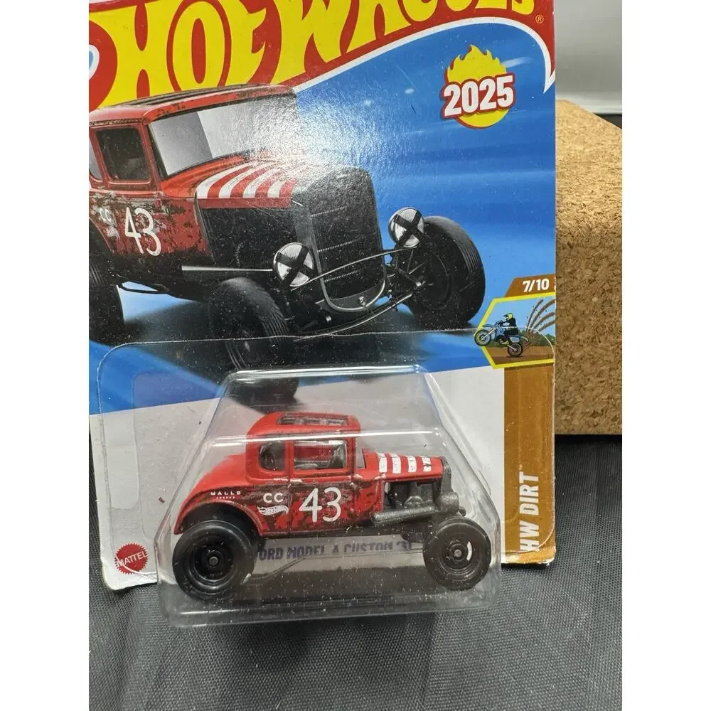 2025 Hot Wheels Ford Model A Custom '31 Red #140/250 HW Dirt 7/10 HYW24 New